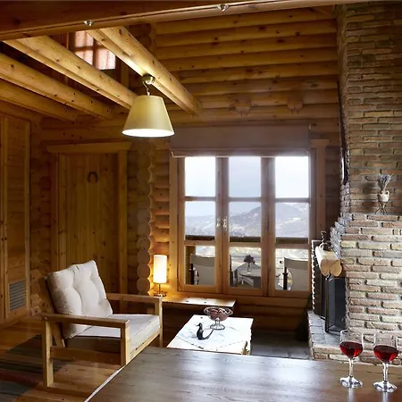 毕星团避暑度假山庄