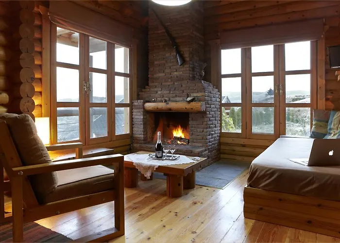 Hyades Mountain Chalet *